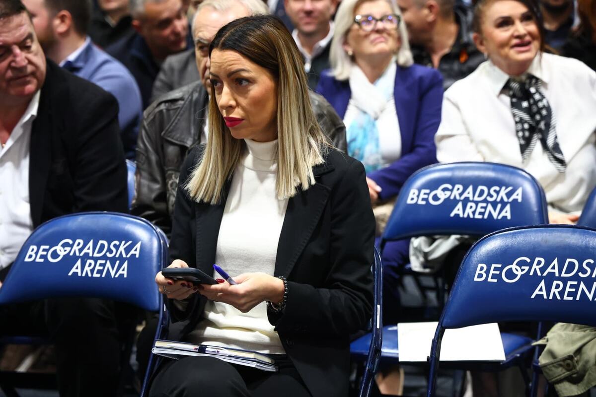 SNS sednica Beogradska Arena