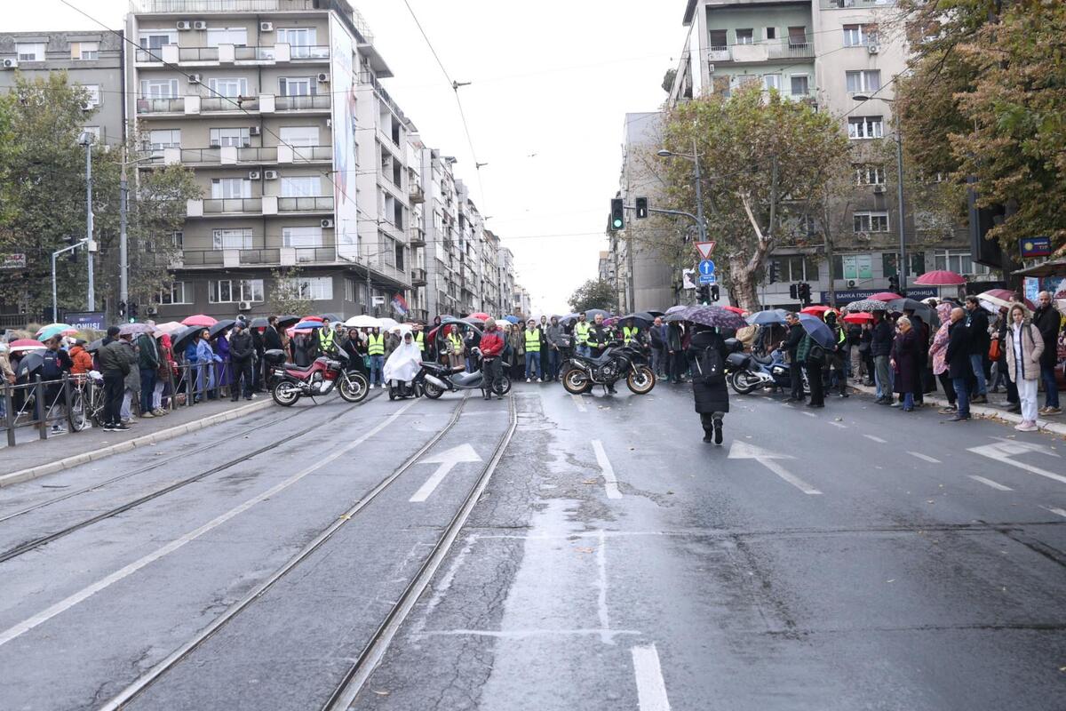 Pravni fakultet studenti 16 minuta tišine