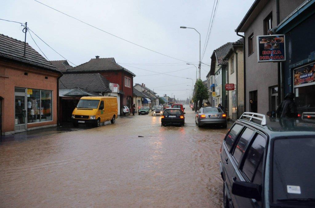 poplave-u-osecini.jpg