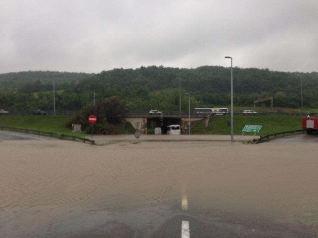 poplave-poplava-kisa-vanredno-stanje-bubanj-potok.jpg
