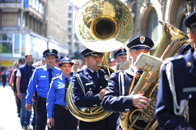 dan-policije-defileknez-mihailova.jpg
