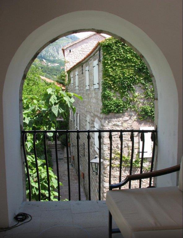 aman-sveti-stefan-vila-milocer.jpg