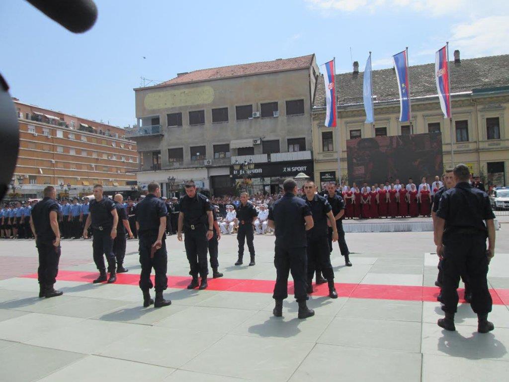 promocija-nova-klasa-policajaca-novi-sad.jpg