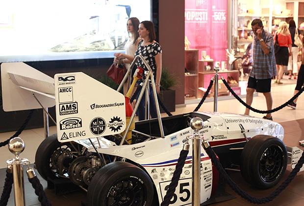srpska-formula-drumska-strela-2014-srpski-studenti.jpg