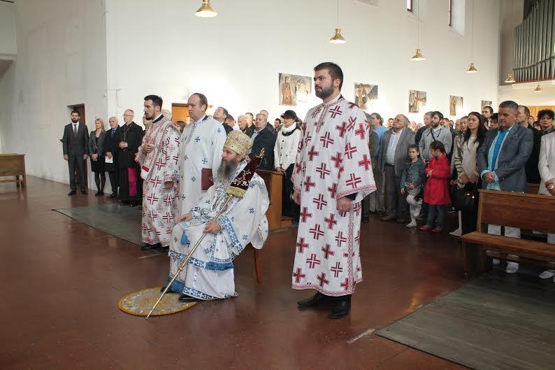 liturgija-u-hramu-rodjenja-presvete-bogorodice-u-becu.jpg