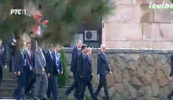 putin-poseta-groblje.jpg