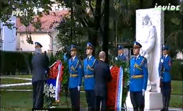 putin-poseta-groblje.jpg