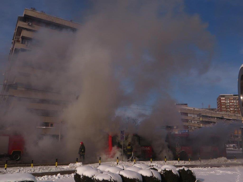 autobus-95-goreo-zapalio-se-autobus.jpg