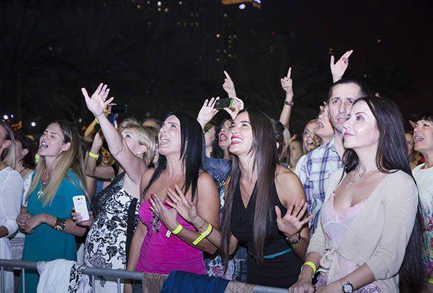 cola-dubai-koncert.jpg