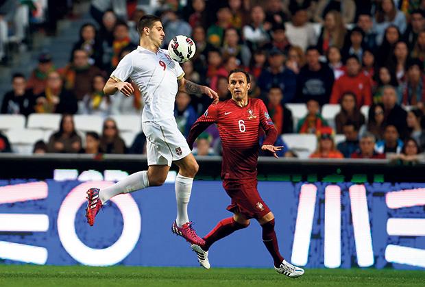 serija-a-milan-aleksandar-mitrovic.jpg