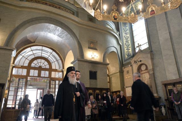 patrijarh-irinej-veliki-petak-saborna-crkva-sluzenjeisus.jpg
