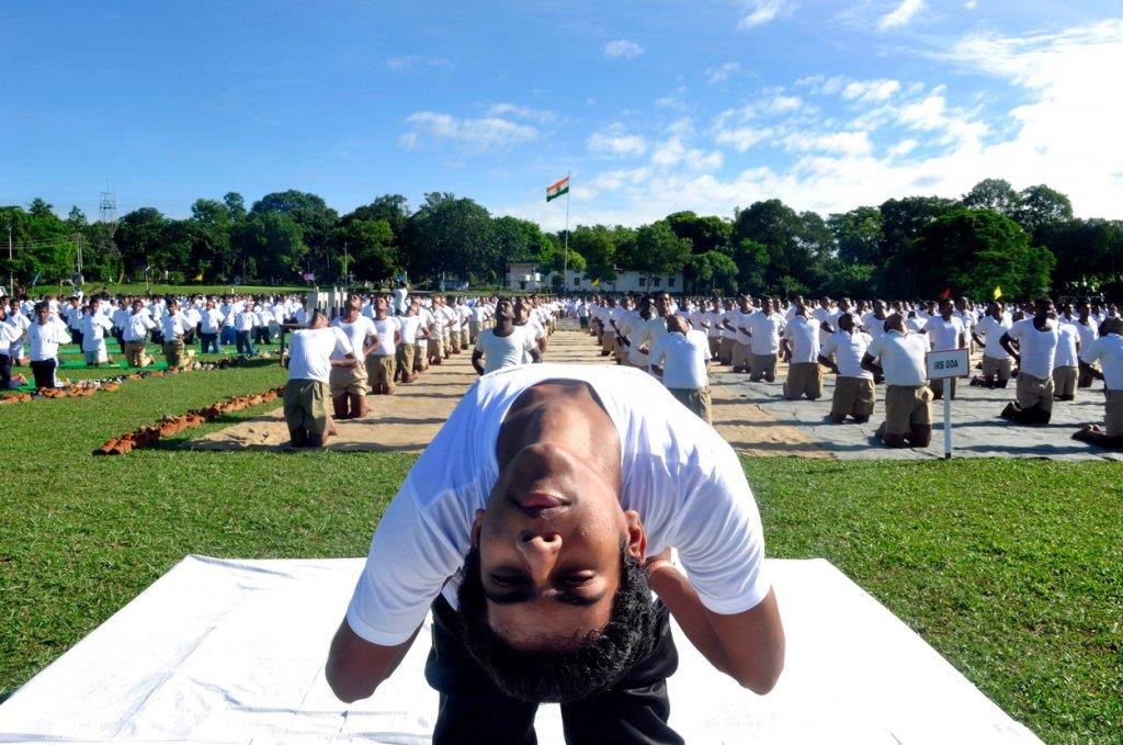 indija-joga-masovno-vezbanje-svetski-dan-joge-rekord.jpg