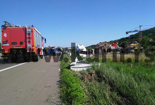 autobus-saobracajna-nesreca-bubanj-potok-beograd.jpg