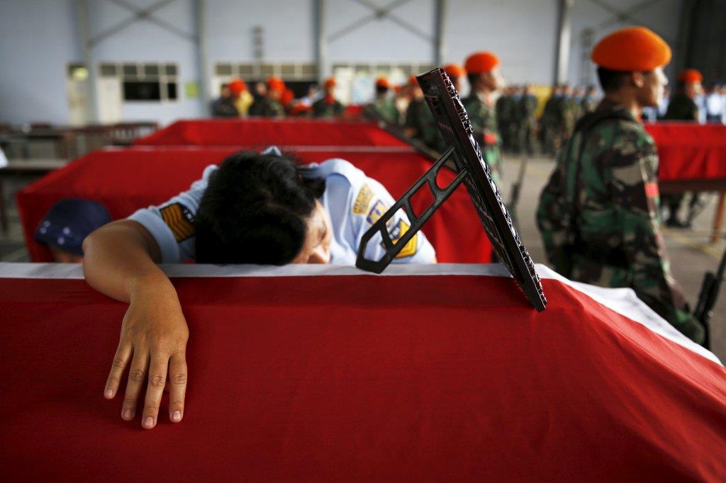 indonezija-pao-vojni-avion-01.07.2015.jpg