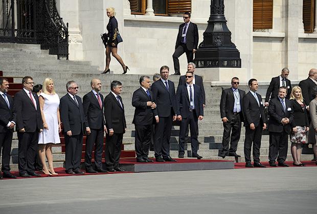 aleksandar-vucic-delegacija-madjarska.jpg
