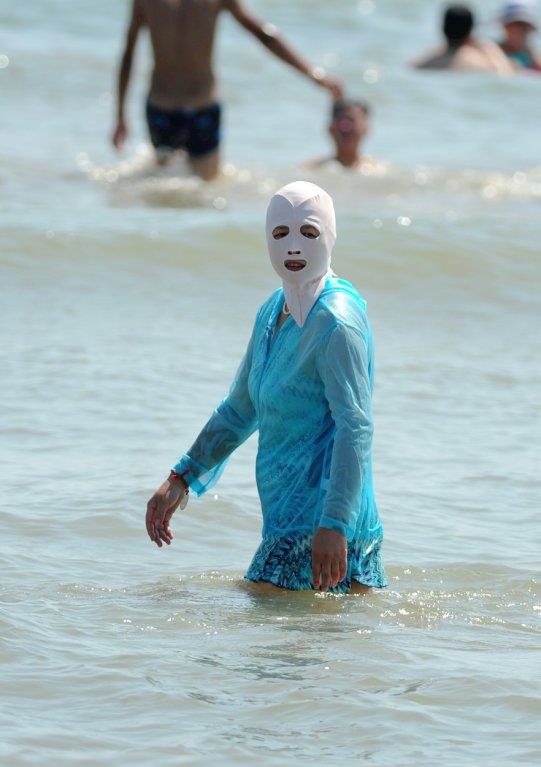facekini-bikini-za-lice-kina-plaza-more-kupanje.jpg