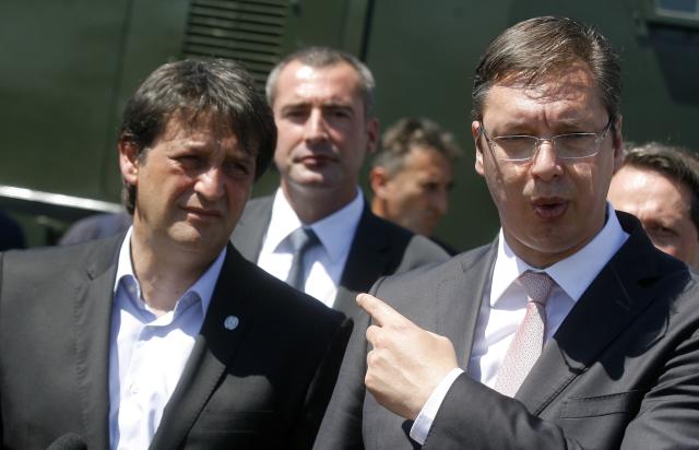 aleksandar-vucic-oklopna-vozila-naoruzanje-velika.jpg