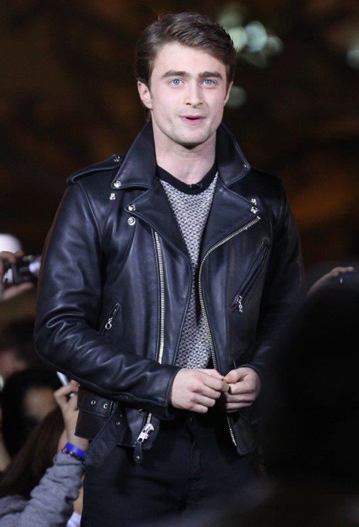 Danijel Redklif u kožnoj jakni
