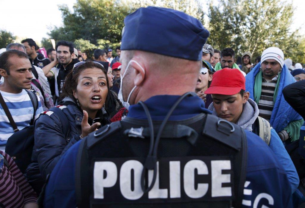 migranti-kordon-madjarska.jpg