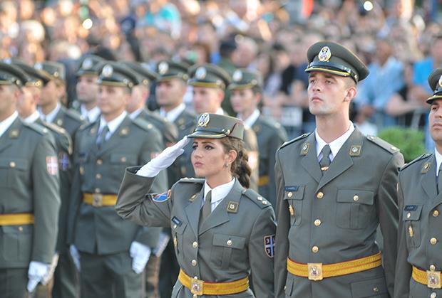 oficiri-promocija-vojska-srbije-vojnici.jpg