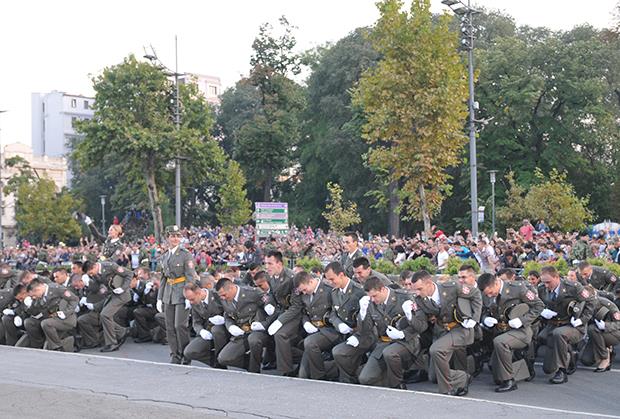 oficiri-promocija-vojska-srbije-vojnici.jpg