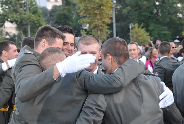 oficiri-promocija-vojska-srbije-vojnici.jpg