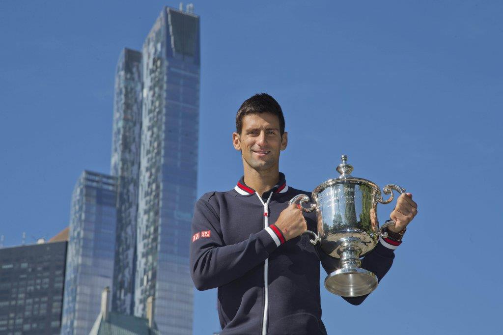 novak-djokovic-us-open-trofej.jpg