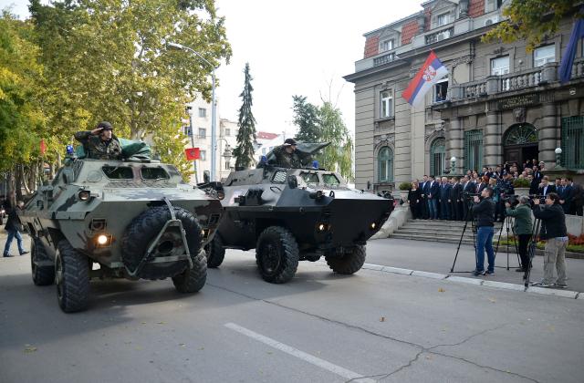 nebojsa-stefanovic-defile-parada-policija-mup-nis.jpg