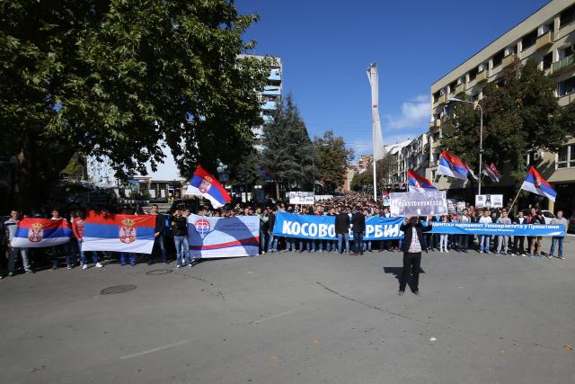 kosovska-mitrovica-protest-studenti-kosovo-unesko.jpg