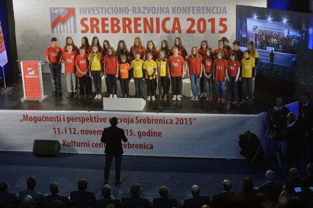 vucic-srebrenica-konferencija.jpg
