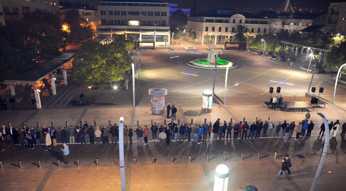 podgorica-protest-opkoljavanje.jpg