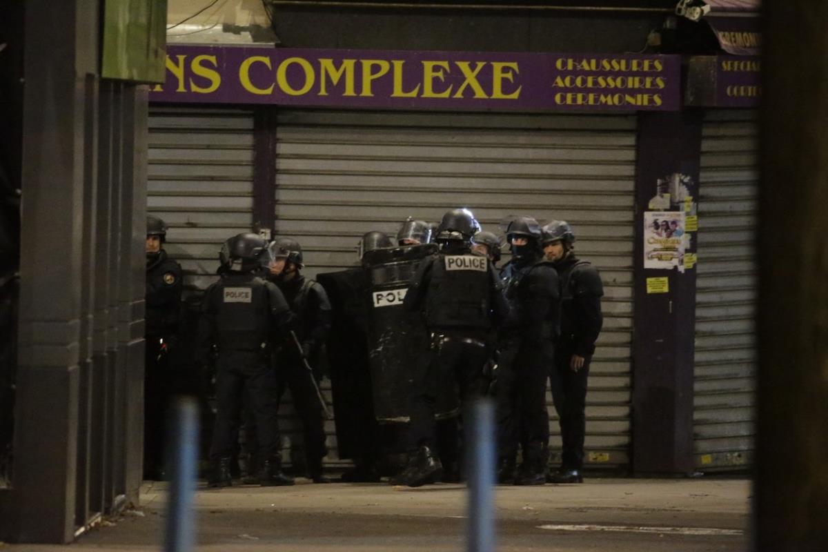 pariz-policija-antiteroristicka-jedinica-akcija.jpg