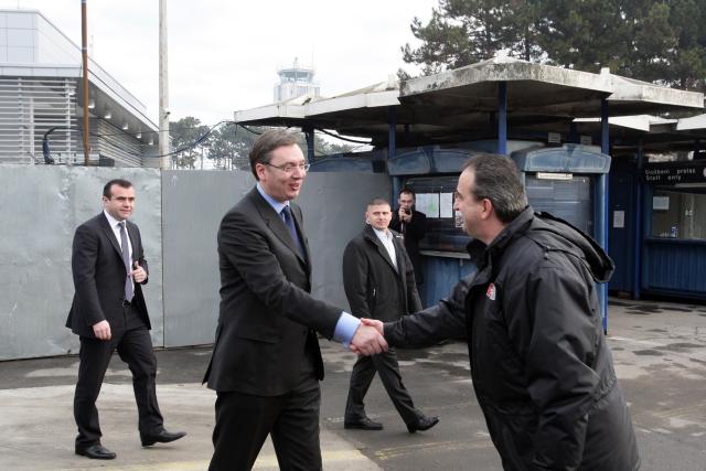 aleksandar-vucic-terminal-aerodrom.jpg