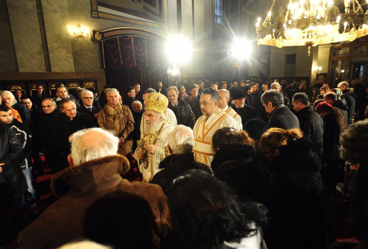 patrijarh-irinej-bozicna-liturgija-saborna-crkva.jpg