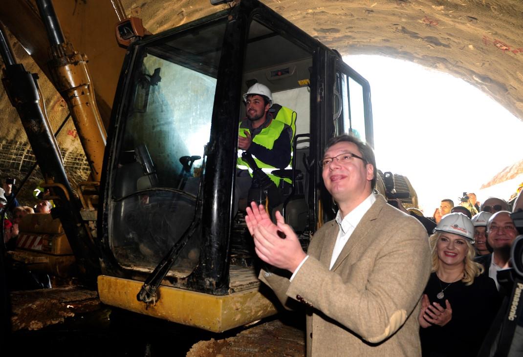 aleksandar-vucic-tunel-savinac.jpg