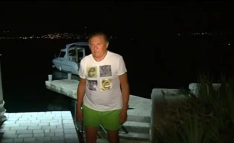 BOJANIĆ STAVIO KATANAC NA VILU! Pevač izdavao kuću za 700 € dnevno, kolege govorile da je stipsa: Tim poslom niko neće da se bavi
