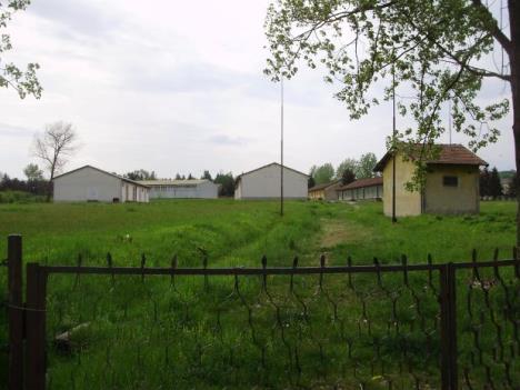 loznica--kasarna-u-klupcima-posle-zatvaranja.jpg