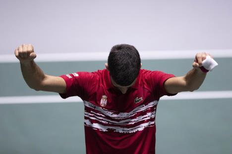 nole-ap01.jpg