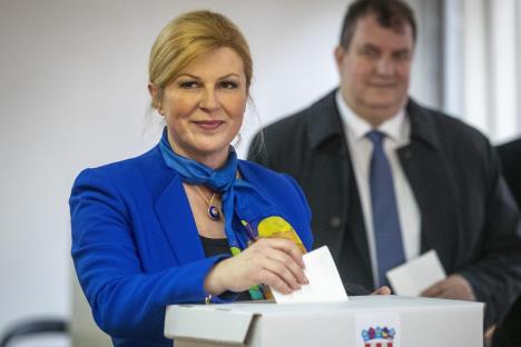 tan20191222-11269140-1-kolinda.jpg