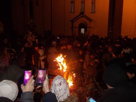 loznica--lanjsko-paljenje-badnjaka.jpg