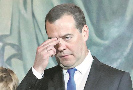 medvedev-epa-sergei-ilnitsky.jpg