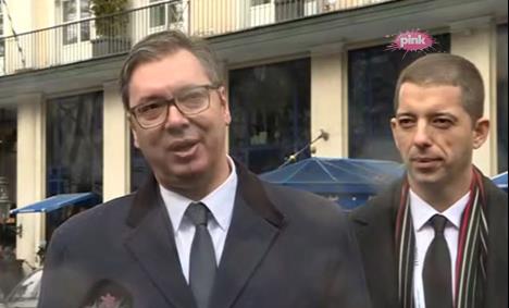 vucic-tv-pink.jpg