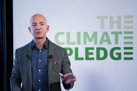 epa-michael-reynolds-bezos01-epa-michael-reynolds.jpg