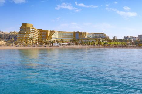 hilton-hurghada-plaza--hotel-pogledmin.jpg