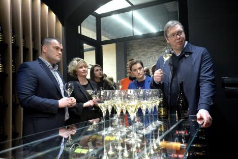 vucic-vino-foto-tanjut-zoran-zestic.jpg