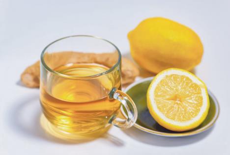 stockphotogreenteawithlemonandgingerforviralandcolds1677926440.jpg