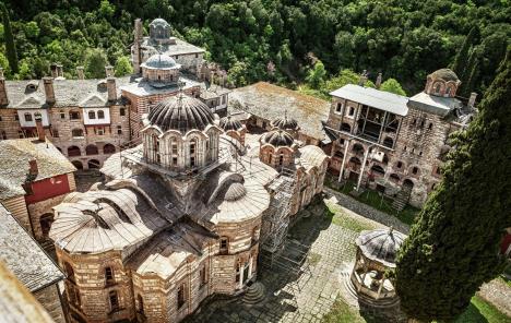 stockphotochristianorthodoxmonasteryhilandarholymountofathoschalkidikigreecerepublicofmonks165064772.jpg