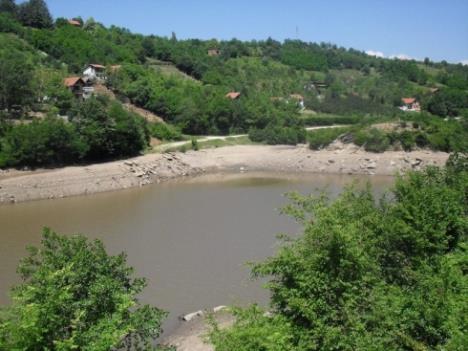 prokuplje-jezero-praznjenje.jpg