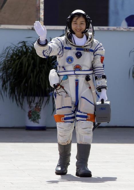 kineskinja-svemir-astronaut.jpg