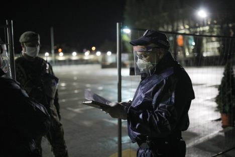 policijska-patrola-na-veliki-petak-tokom-policijskog-casa9647.jpg